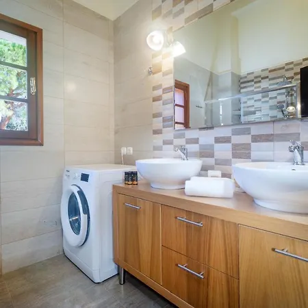 Thealassa Villa Kounoupidhianá