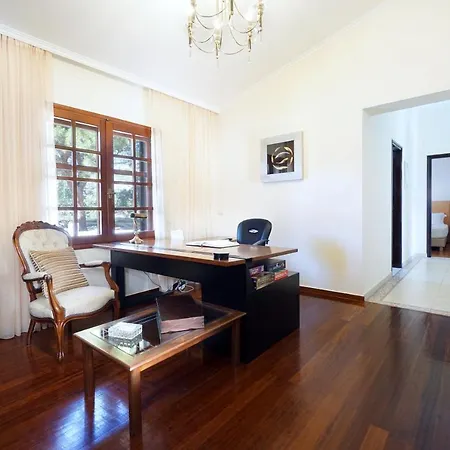 Villa Thealassa *